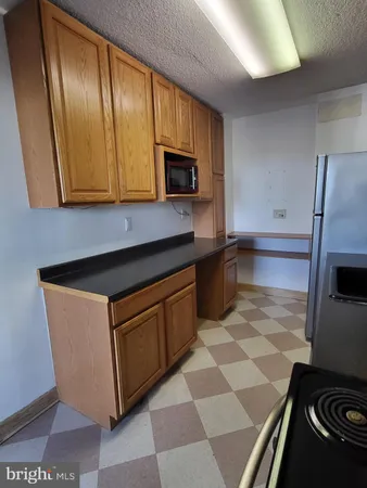 $1,695 | 2059 Huntington Avenue, Unit 909, Alexandria, VA 22303