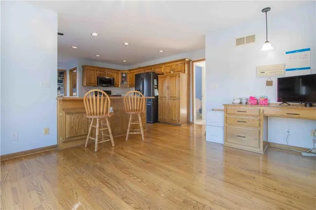 $449,900 | 1219 Pembrooke Drive, Warrensburg, MO 64093