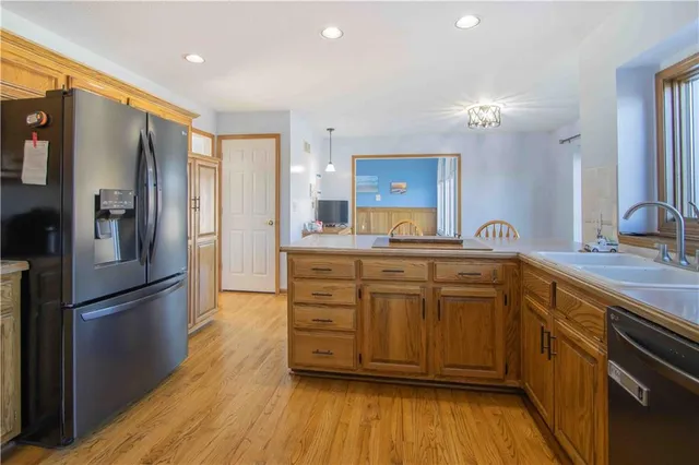 $449,900 | 1219 Pembrooke Drive, Warrensburg, MO 64093