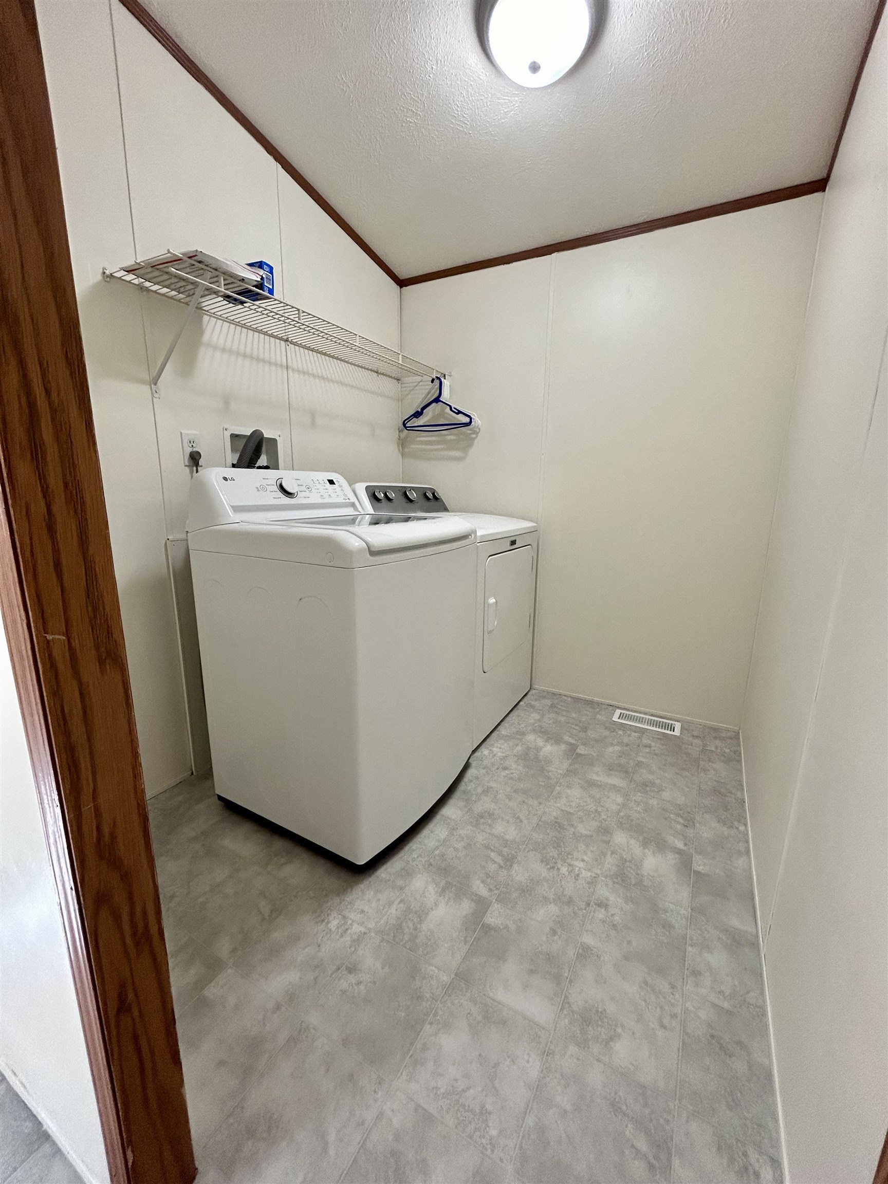 79 Pineland Park Road Milton, NH 03851 - Photo 7 of 26 Gallery Image 7