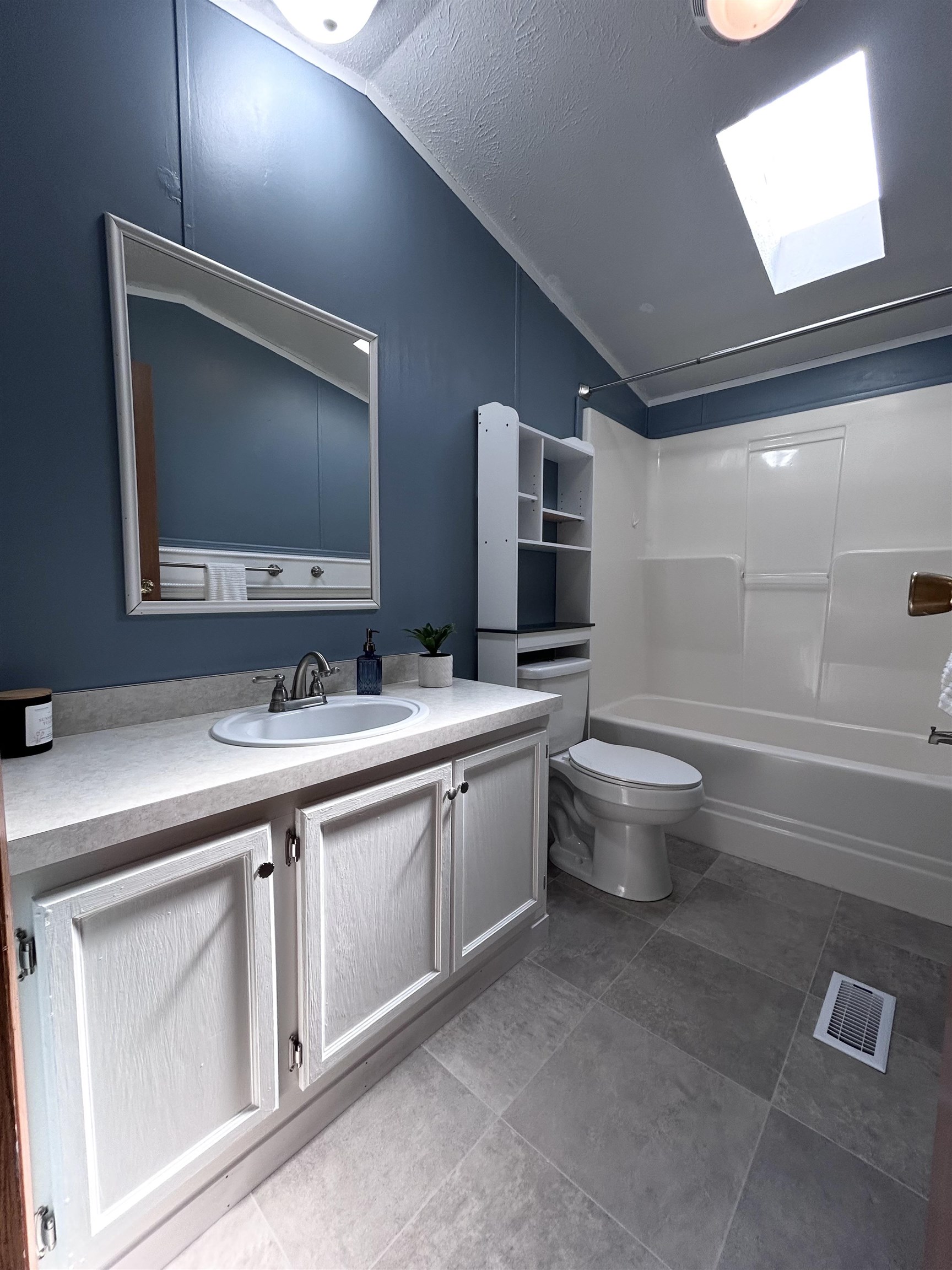79 Pineland Park Road Milton, NH 03851 - Photo 9 of 26 Gallery Image 9