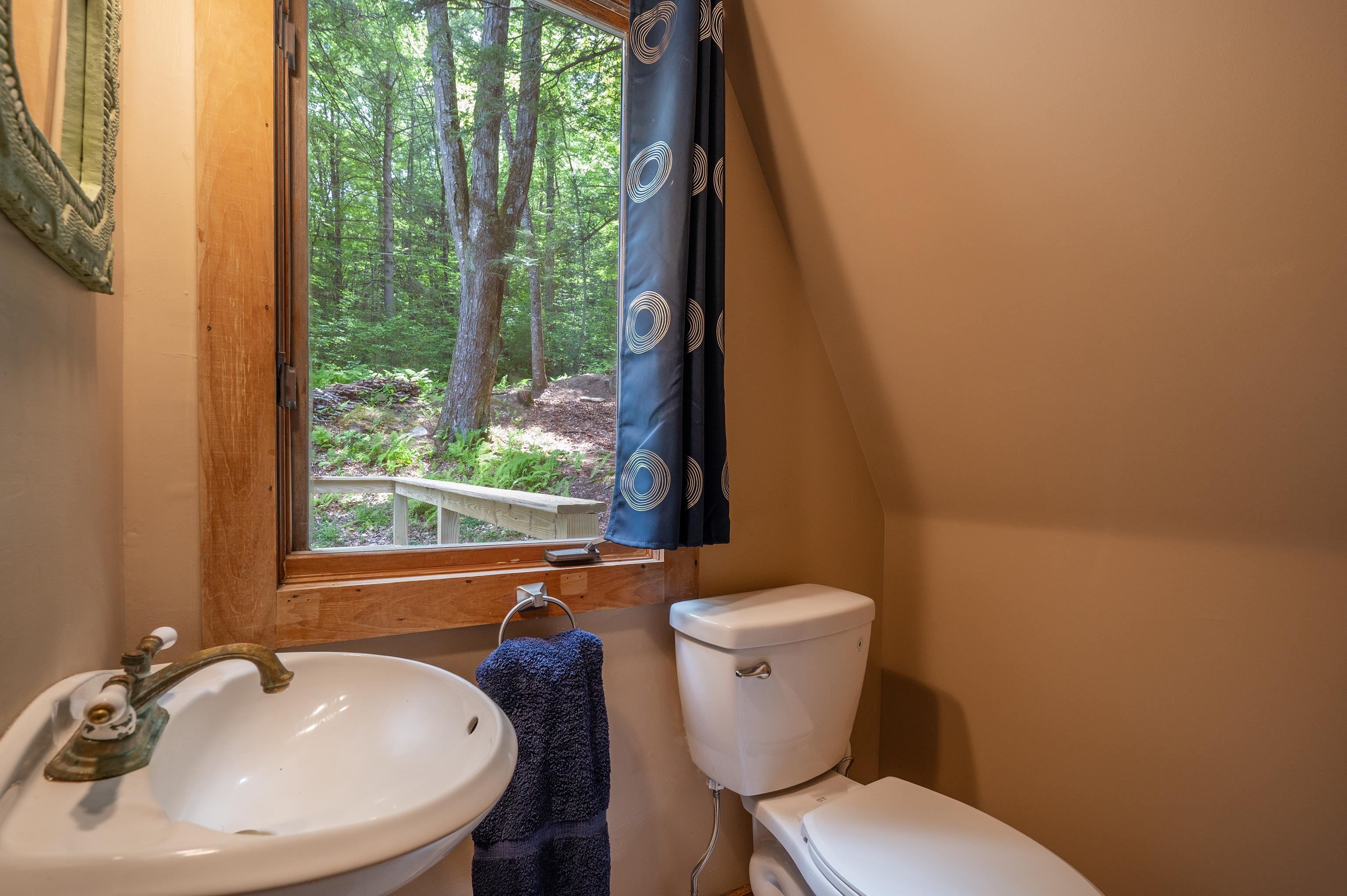 18 Hemlock Hill Road Newfane, VT 05345 - Photo 15 of 40