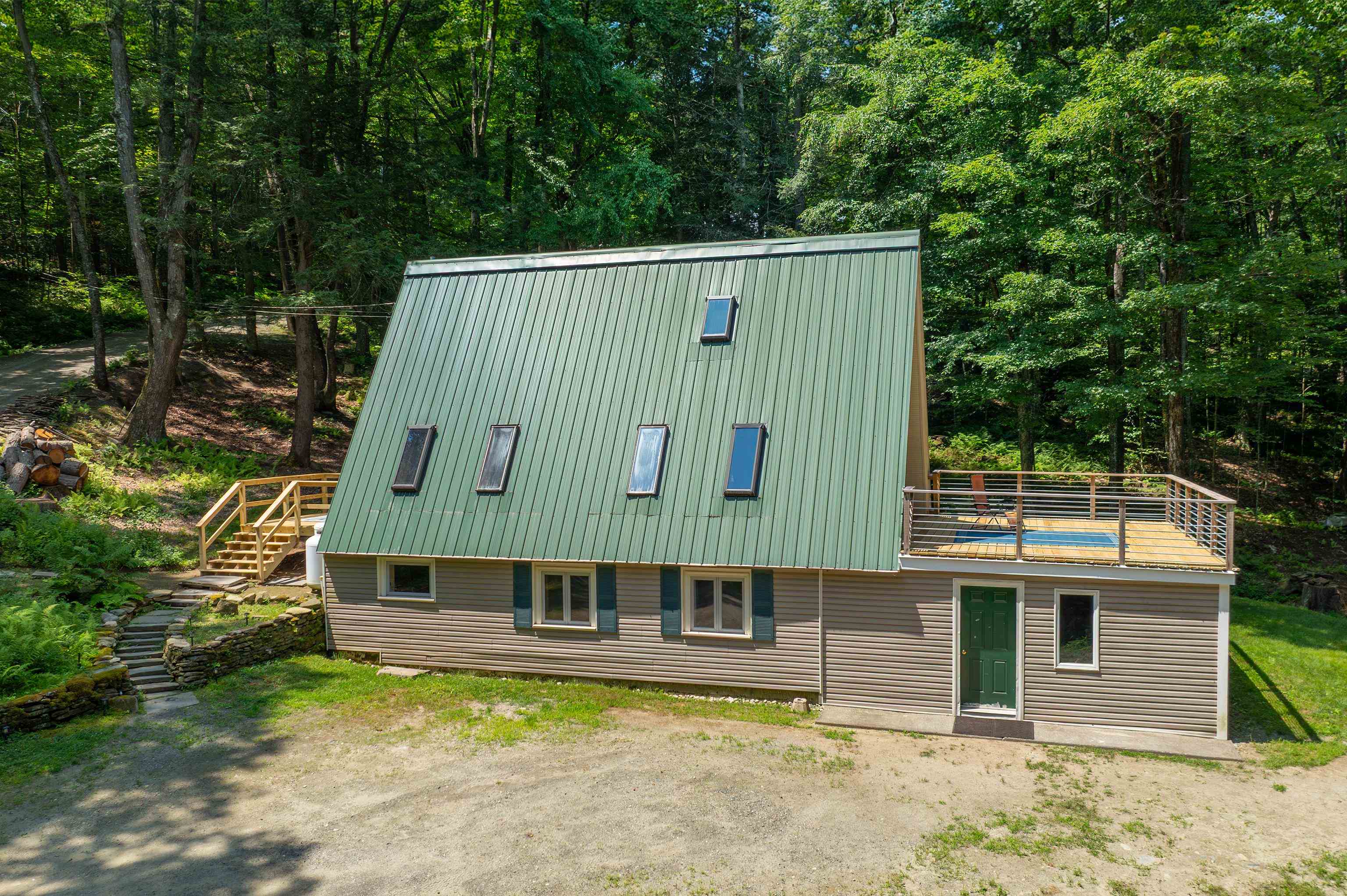 18 Hemlock Hill Road Newfane, VT 05345 - Photo 2 of 40