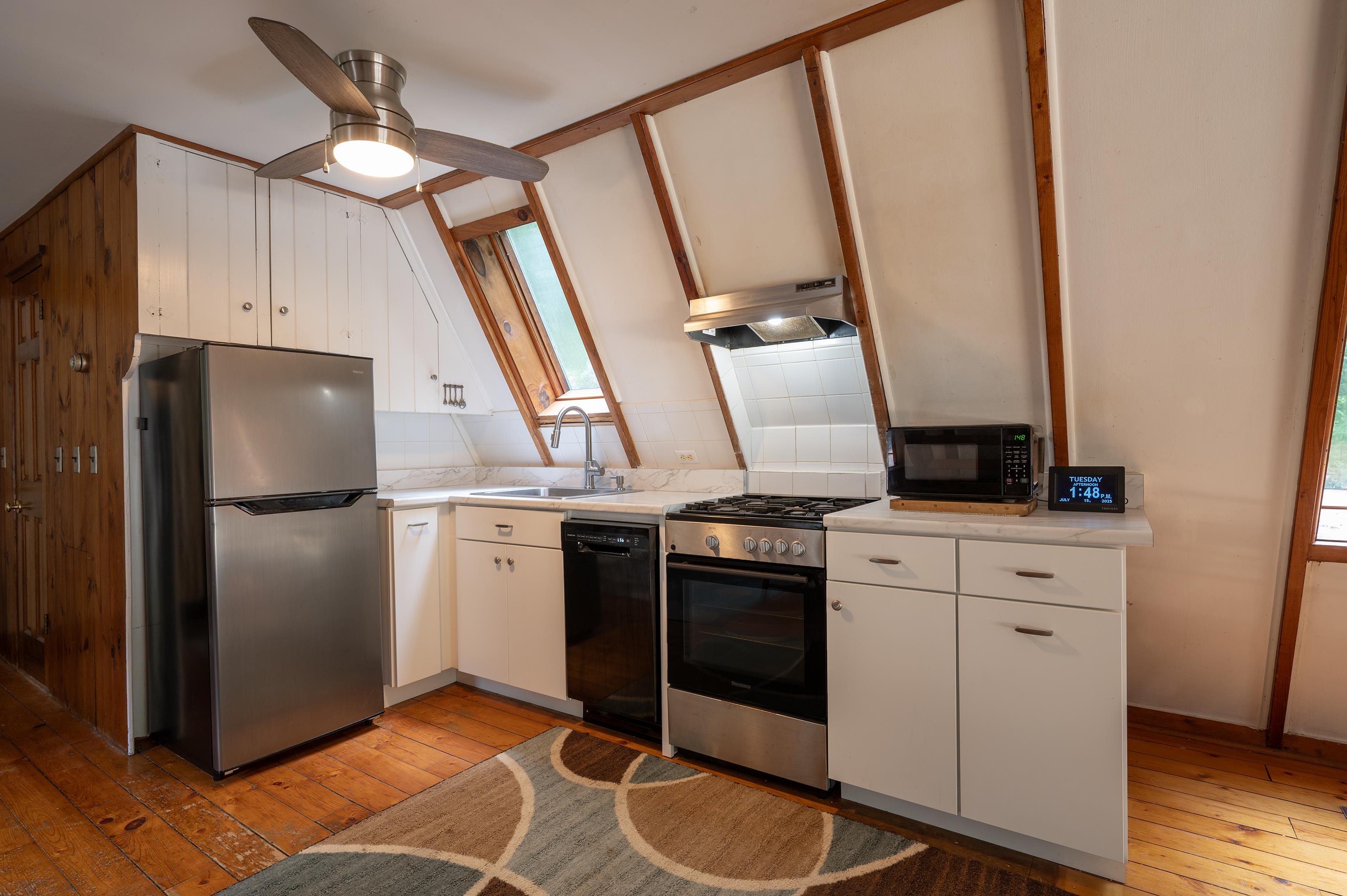 18 Hemlock Hill Road Newfane, VT 05345 - Photo 10 of 40