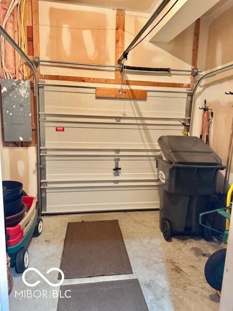 4637 Shadow Ridge Boulevard Greenwood, IN 46143 - Photo 17 of 43