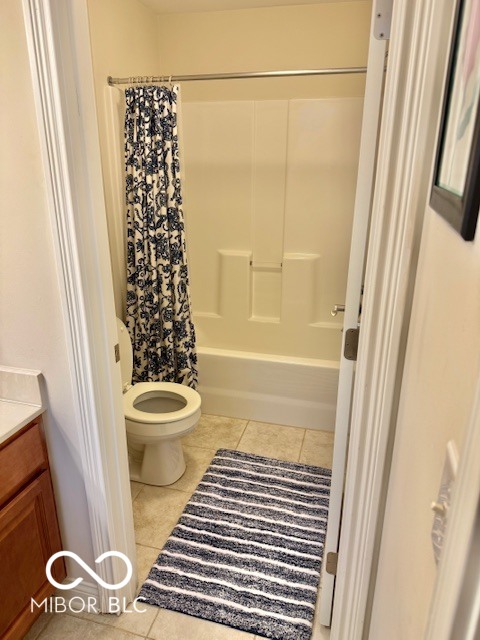 4637 Shadow Ridge Boulevard Greenwood, IN 46143 - Photo 36 of 43