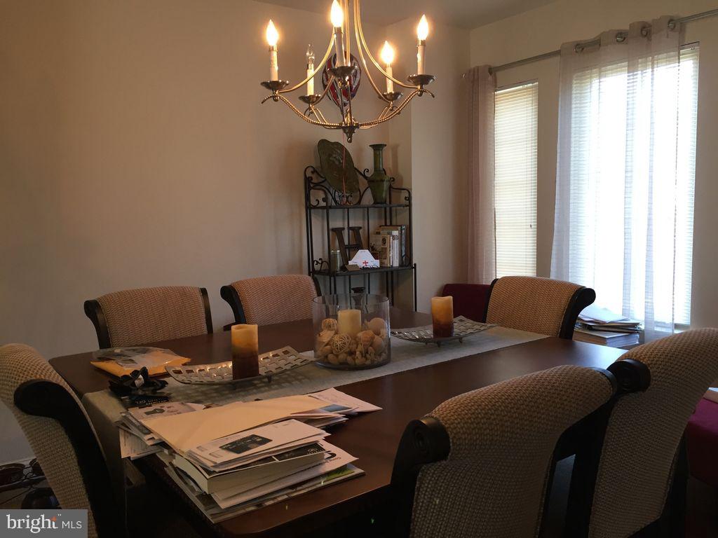 42268 Rhett Drive Brambleton, VA 20148 - Photo 8 of 17 Dining room at main level