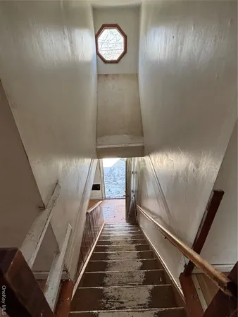 a view of entryway