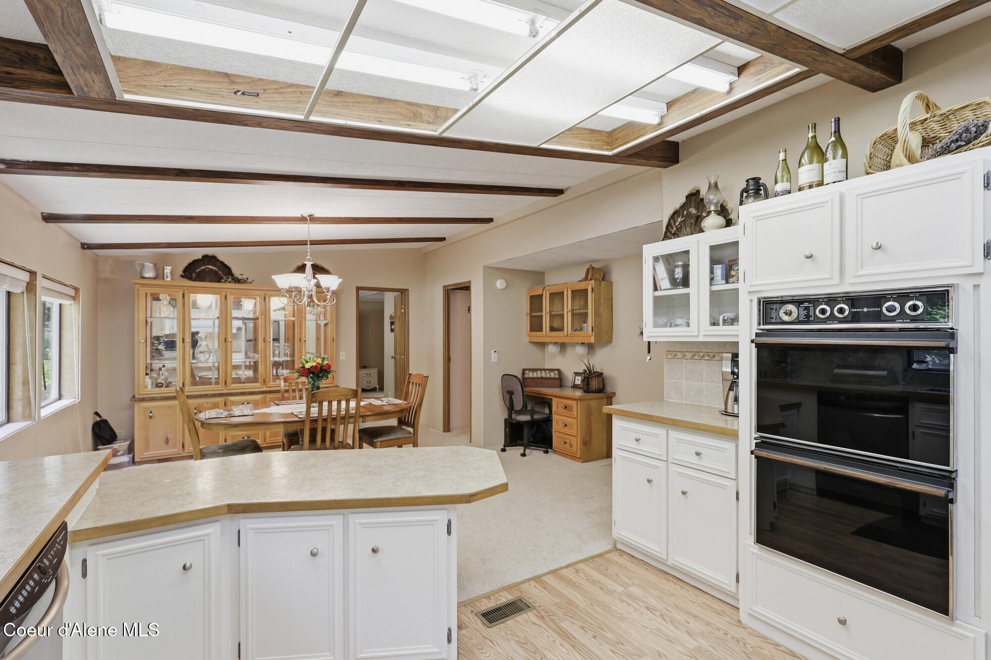 13118 Hellroaring Road Athol, ID 83801 - Photo 12 of 46 Kitchen