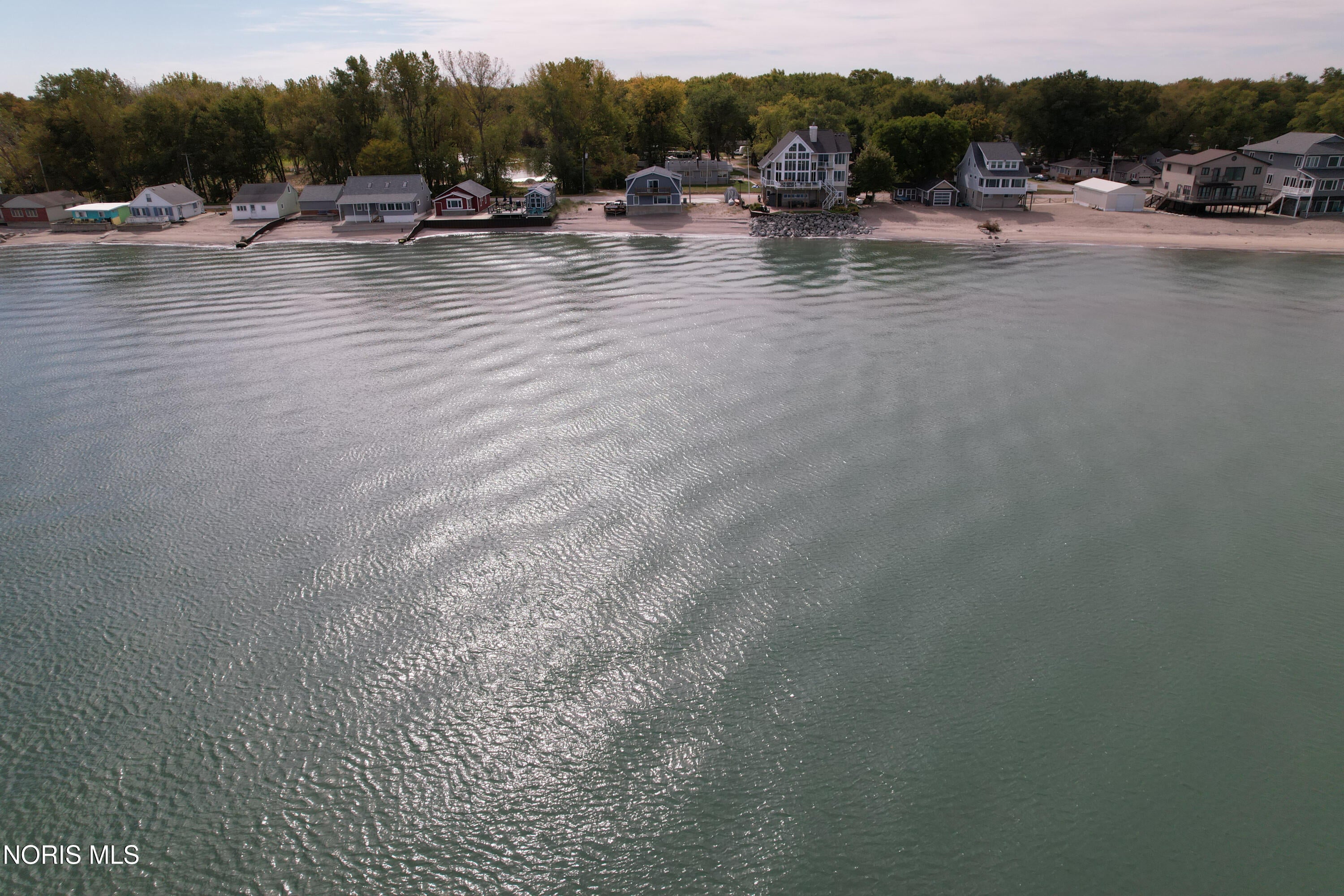 9881 West Locust Point Road Oak Harbor, OH 43449 - Photo 16 of 37 DJI_0401