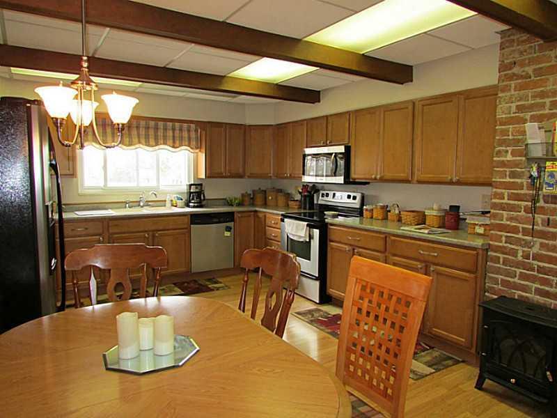 2794 Springfield Jamestown Road Springfield, OH 45505 - Photo 5 of 25
