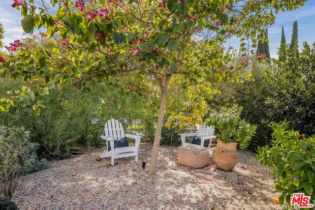 a view of outdoor space yard and patio