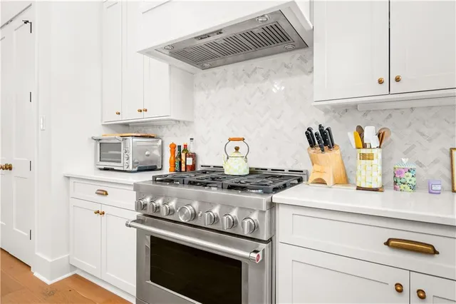 $750,000 | 152 Pecan Bayou Drive, Alexandria, LA 71303