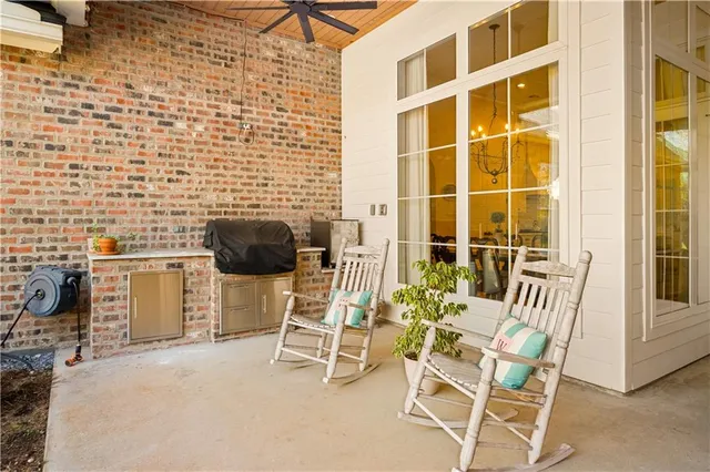 $750,000 | 152 Pecan Bayou Drive, Alexandria, LA 71303