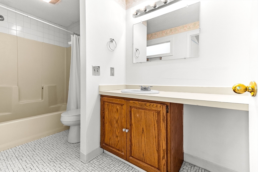 77 Trailside Way, Unit 77 Ashland, MA 01721 - Photo 11 of 38 Gallery Image 11
