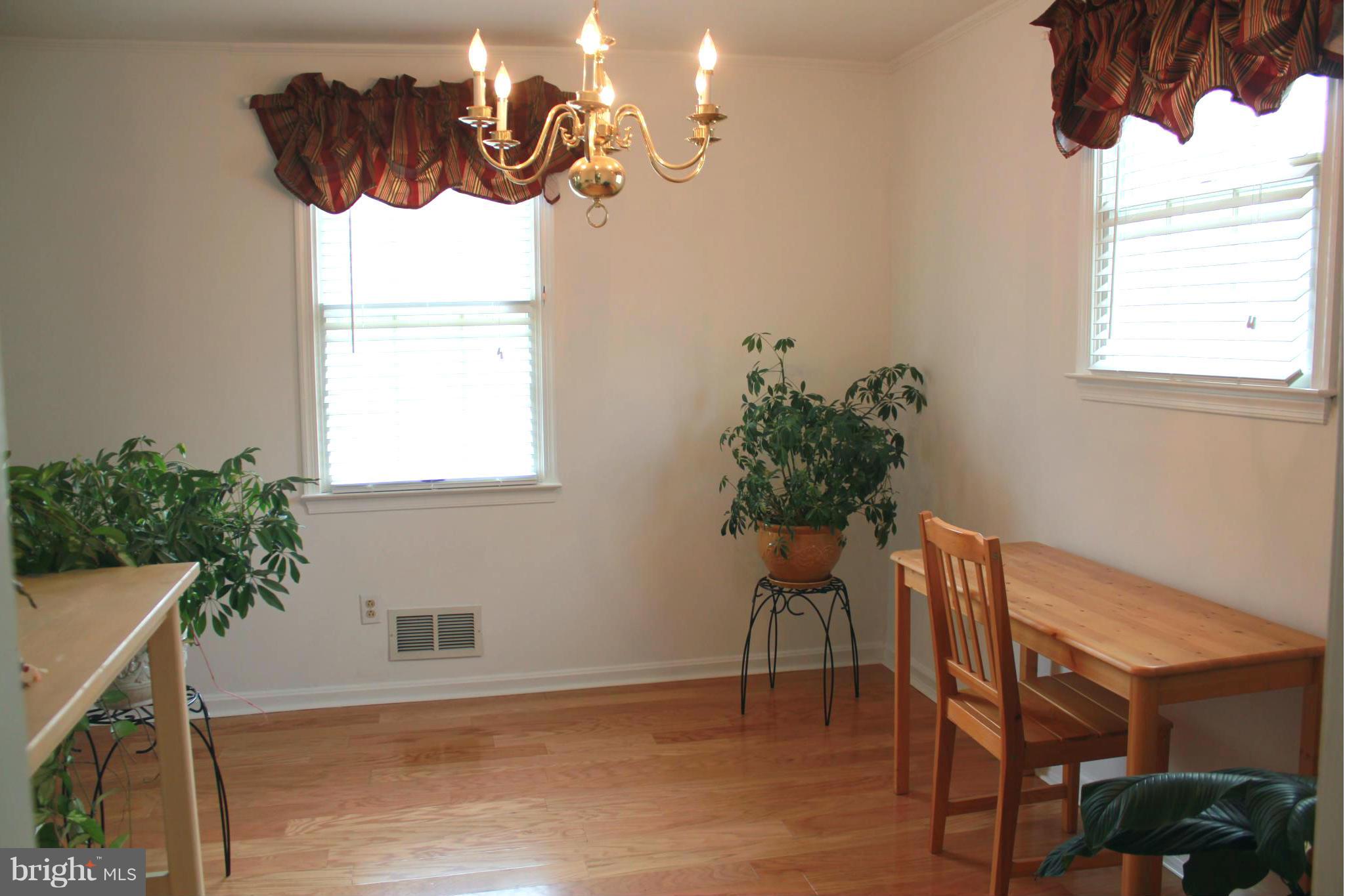 1812 Cromwood Road Baltimore, MD 21234 - Photo 8 of 25 Dining Room