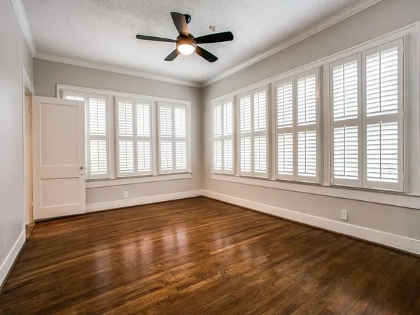 $925,000 | 5606 Mercedes Avenue, Dallas, TX 75206