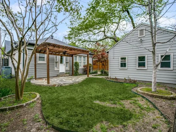 $925,000 | 5606 Mercedes Avenue, Dallas, TX 75206