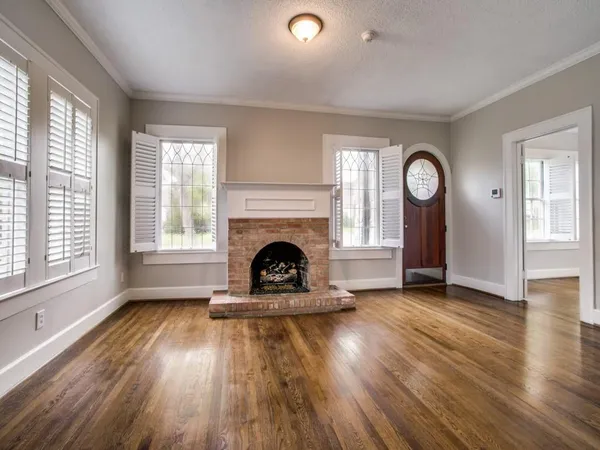 $925,000 | 5606 Mercedes Avenue, Dallas, TX 75206