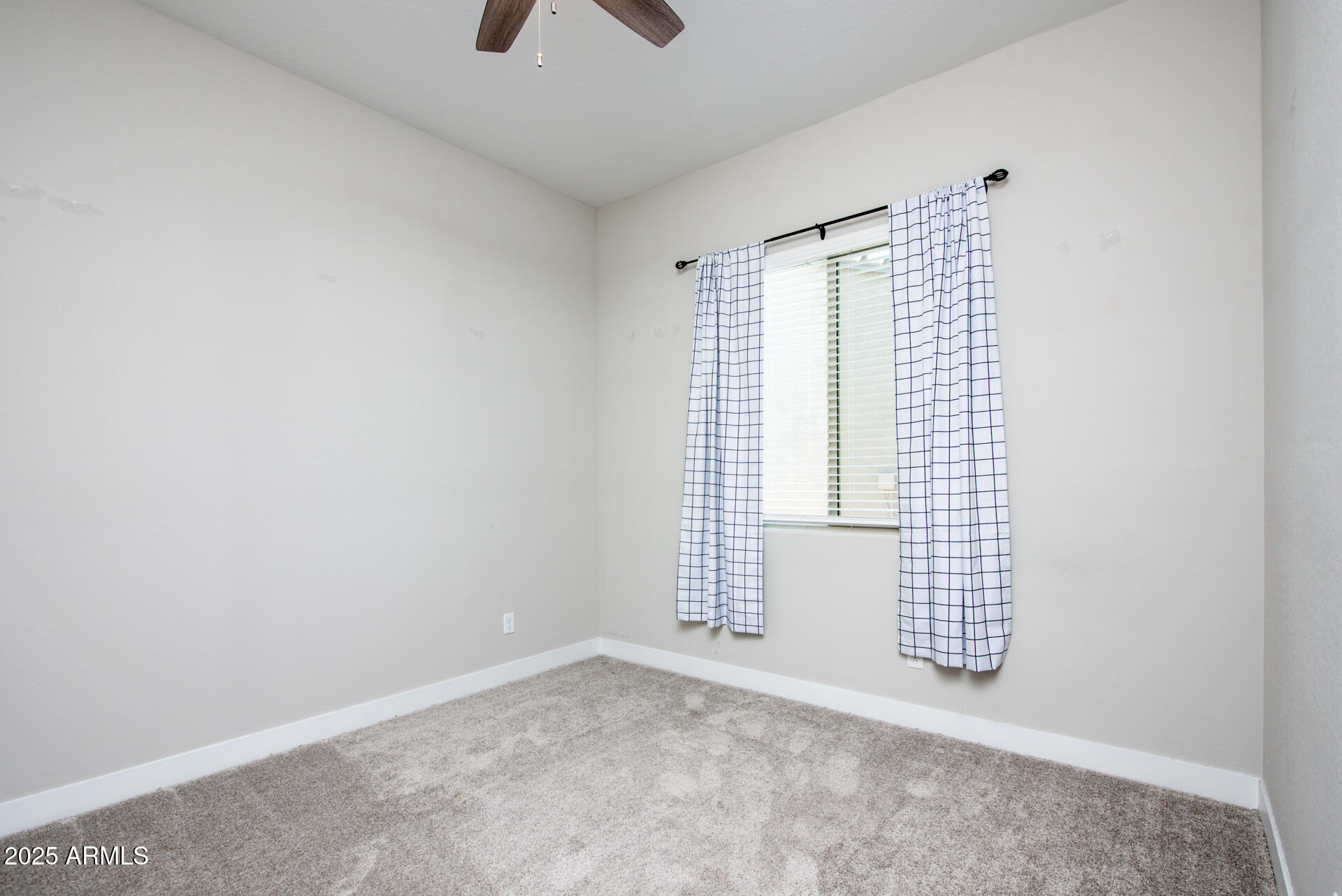 21093 North Willow Road Maricopa, AZ 85138 - Photo 29 of 66 Bedroom 3