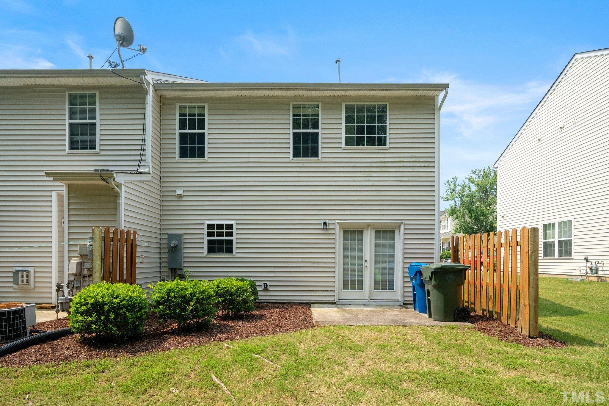3121 Manhasset Lane Raleigh, NC 27604 - Photo 24 of 25 a front view of a house with garden