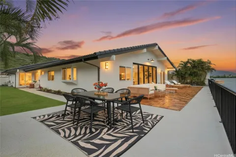 $3,150,000 | 7157 Makaa Street, Honolulu, HI 96825