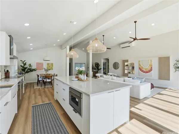 $3,150,000 | 7157 Makaa Street, Honolulu, HI 96825
