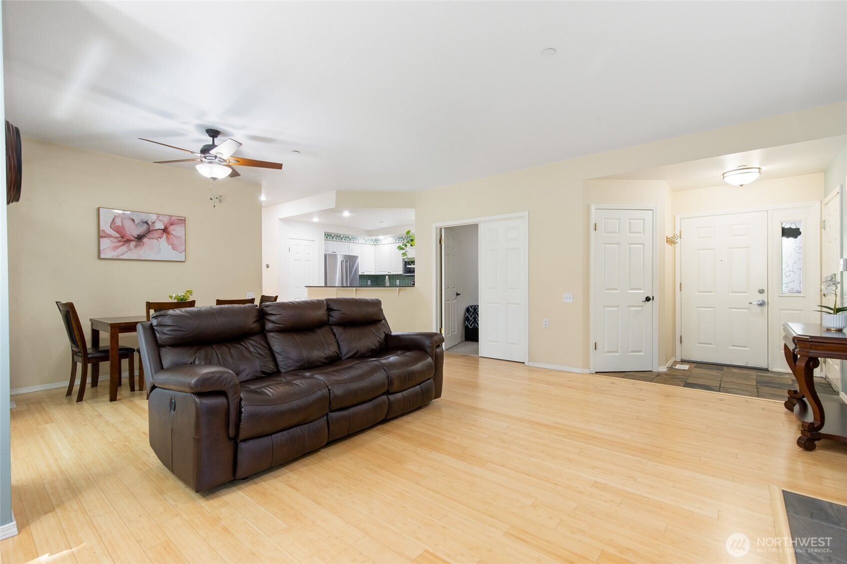 424 228th Street Southwest, Unit H101 Bothell, WA 98021 - Photo 8 of 38