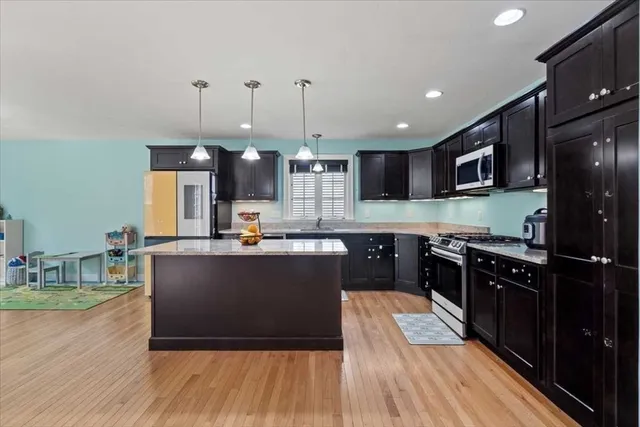 $765,000 | 28 McIntosh Drive, Unit 22, Stow, MA 01775