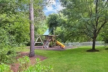 $765,000 | 28 McIntosh Drive, Unit 22, Stow, MA 01775