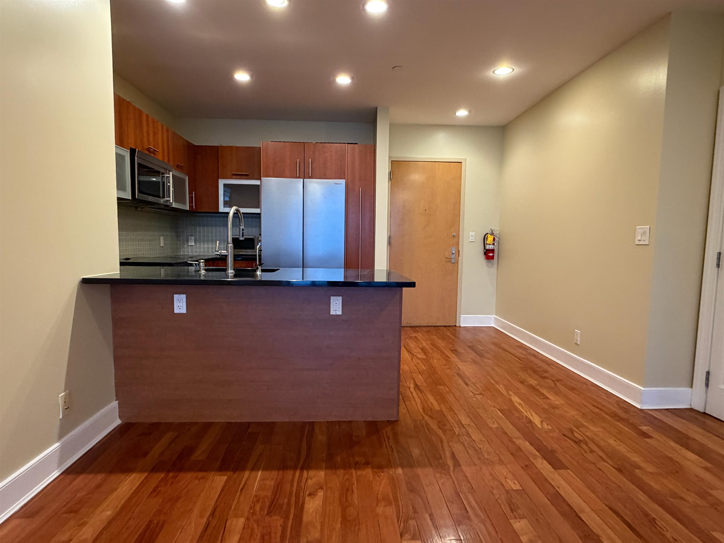 8125 River Road, Unit 3C North Bergen, NJ 07047 - Photo 4 of 24