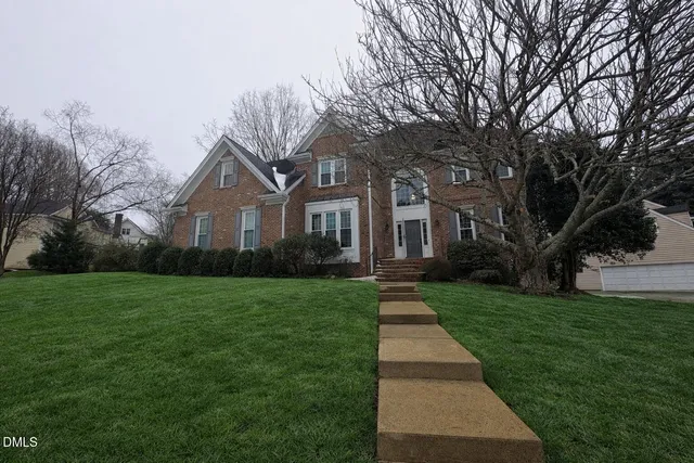 $850,000 | 102 Gearrland Lane, Cary, NC 27518