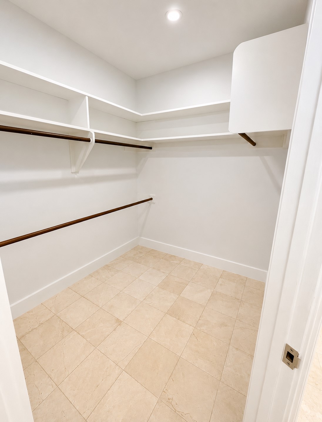 173 Sage Road Houston, TX 77056 - Photo 12 of 17 Master closet #2