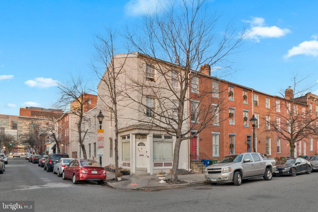 664 Portland Street Baltimore, MD 21230 - Photo 1 of 30
