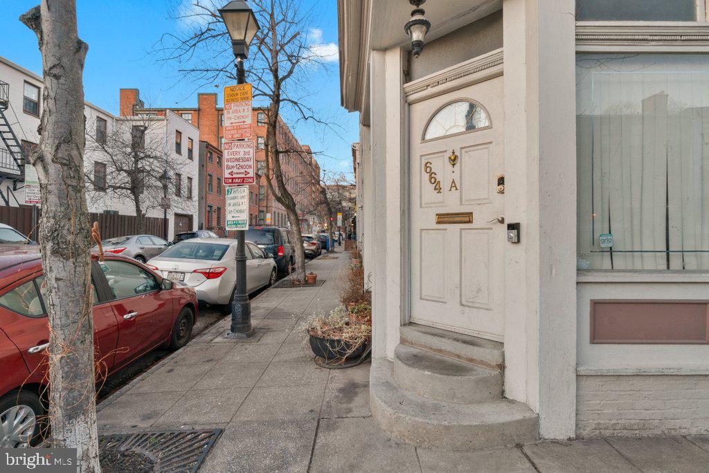 664 Portland Street Baltimore, MD 21230 - Photo 4 of 30