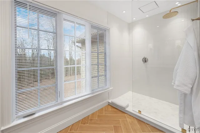 $975,000 | 8420 Hobnail Road, Manlius, NY 13104