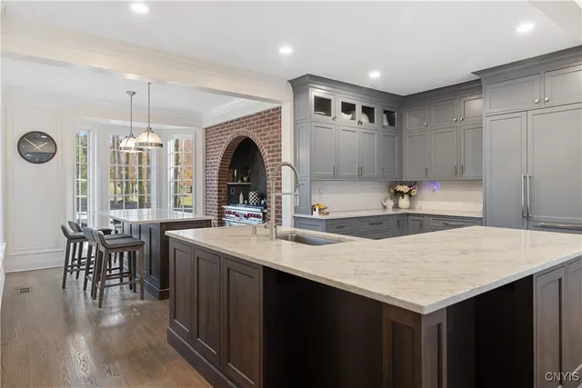 $975,000 | 8420 Hobnail Road, Manlius, NY 13104