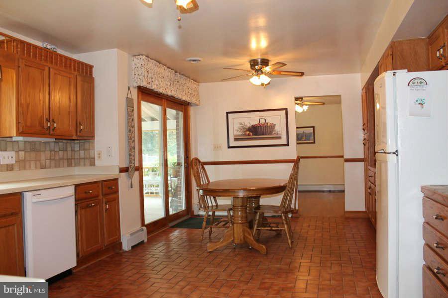 6622 Cherry Hill Road Baldwin, MD 21013 - Photo 6 of 30 Kitchen