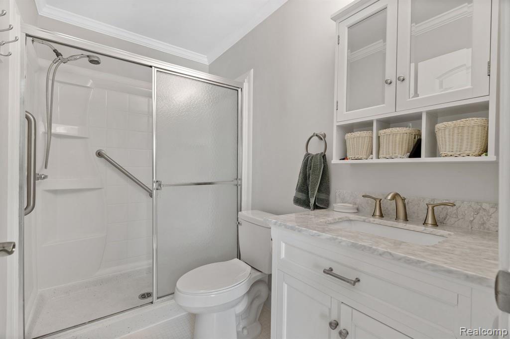 1538 Hidden Valley Lane, Unit 209 Rochester Hills, MI 48306 - Photo 23 of 35