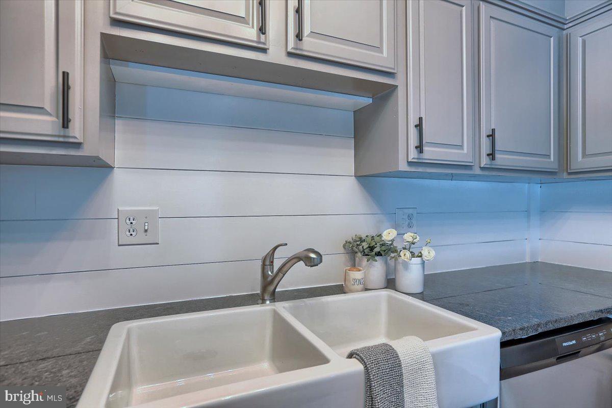 231 Vesper Road Hershey, PA 17033 - Photo 13 of 43 Gallery Image 13