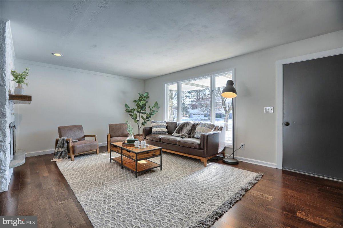 231 Vesper Road Hershey, PA 17033 - Photo 3 of 43 Gallery Image 3