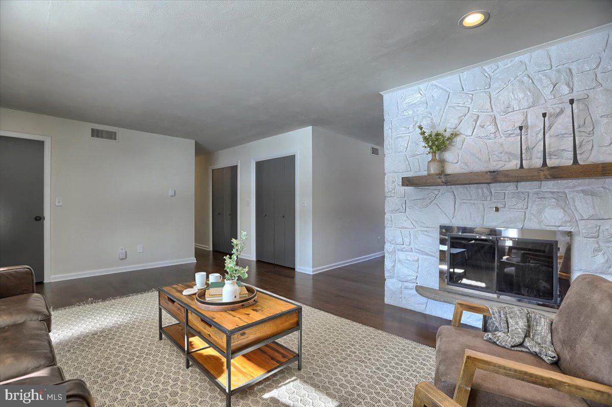 231 Vesper Road Hershey, PA 17033 - Photo 6 of 43 Gallery Image 6