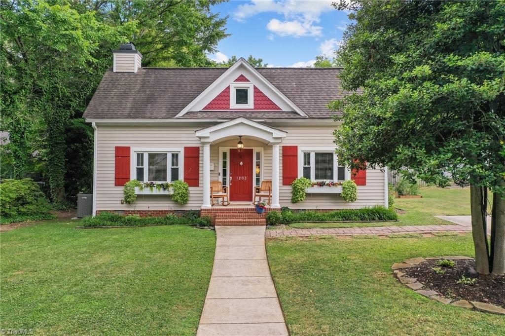 1203 West Northwood St