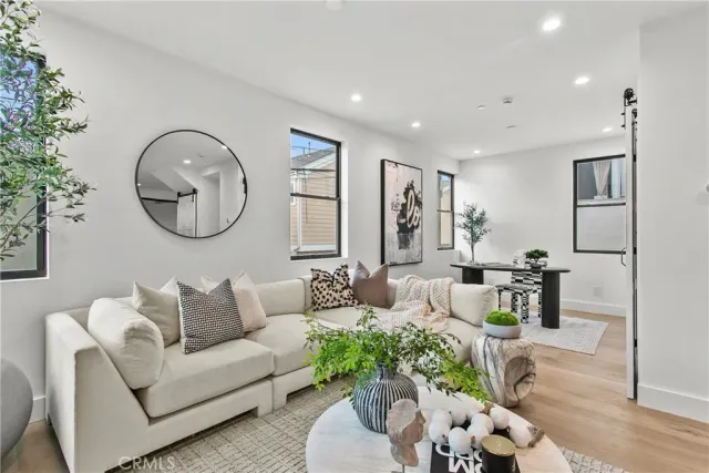 $2,895,000 | 603 Larkspur Avenue, Corona del Mar, CA 92625