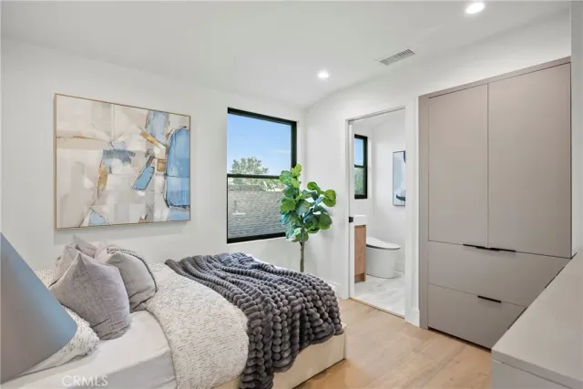 $2,895,000 | 603 Larkspur Avenue, Corona del Mar, CA 92625