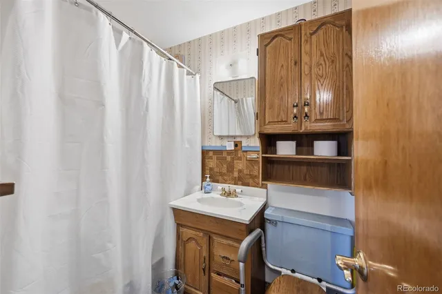 a view of walk in closet