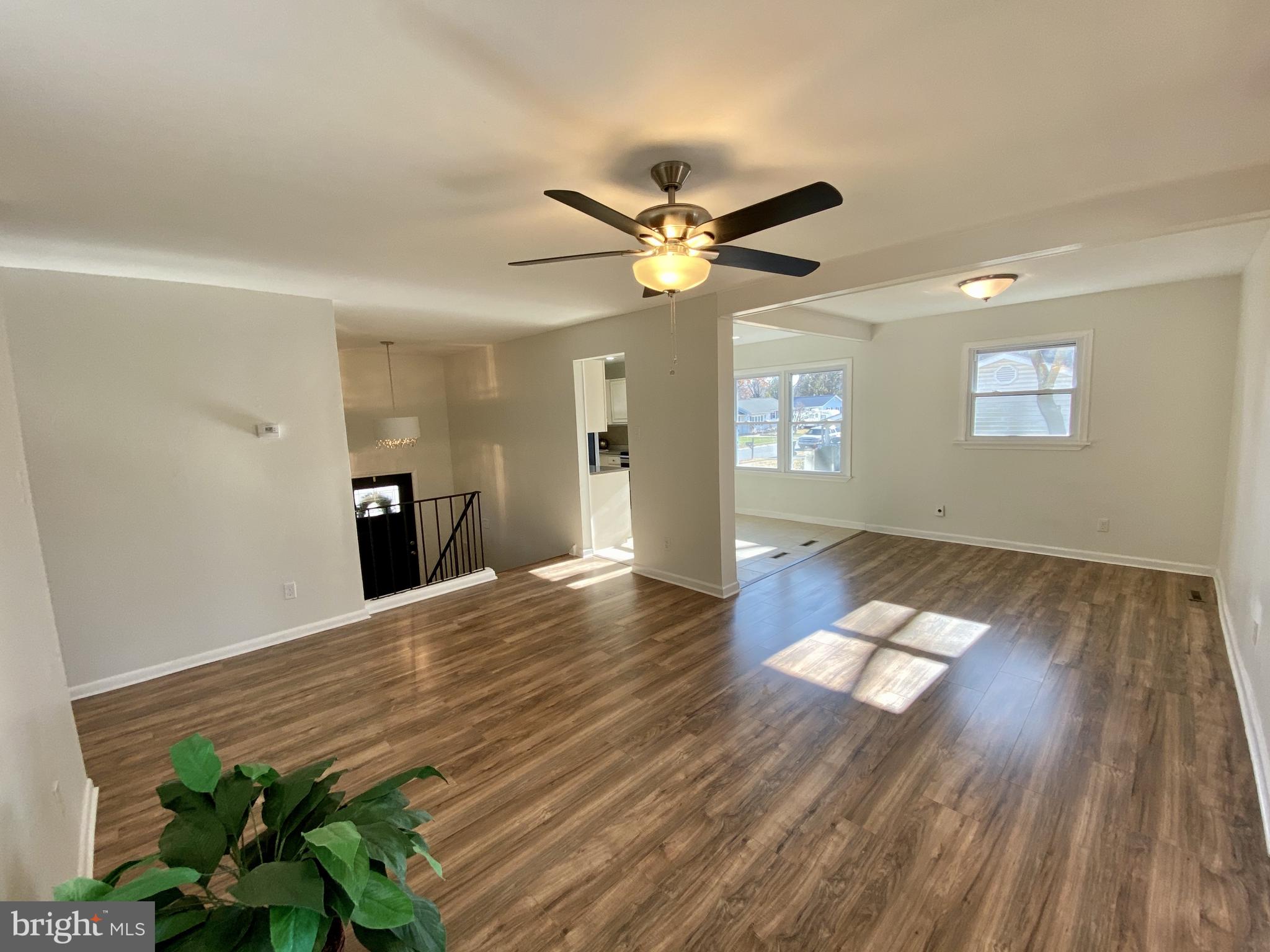1107 Maplefield Road Newark, DE 19713 - Photo 3 of 30 Open concept floorplan