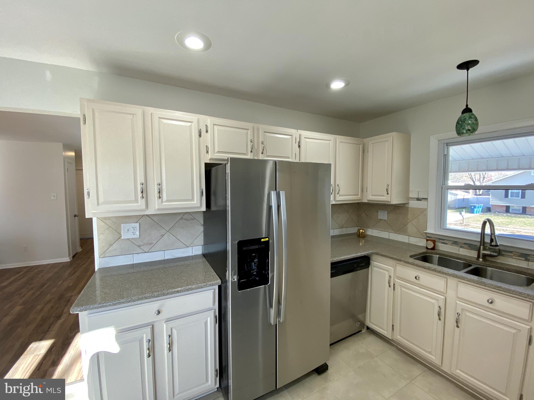 1107 Maplefield Road Newark, DE 19713 - Photo 7 of 30 Stainless Steel Appliances