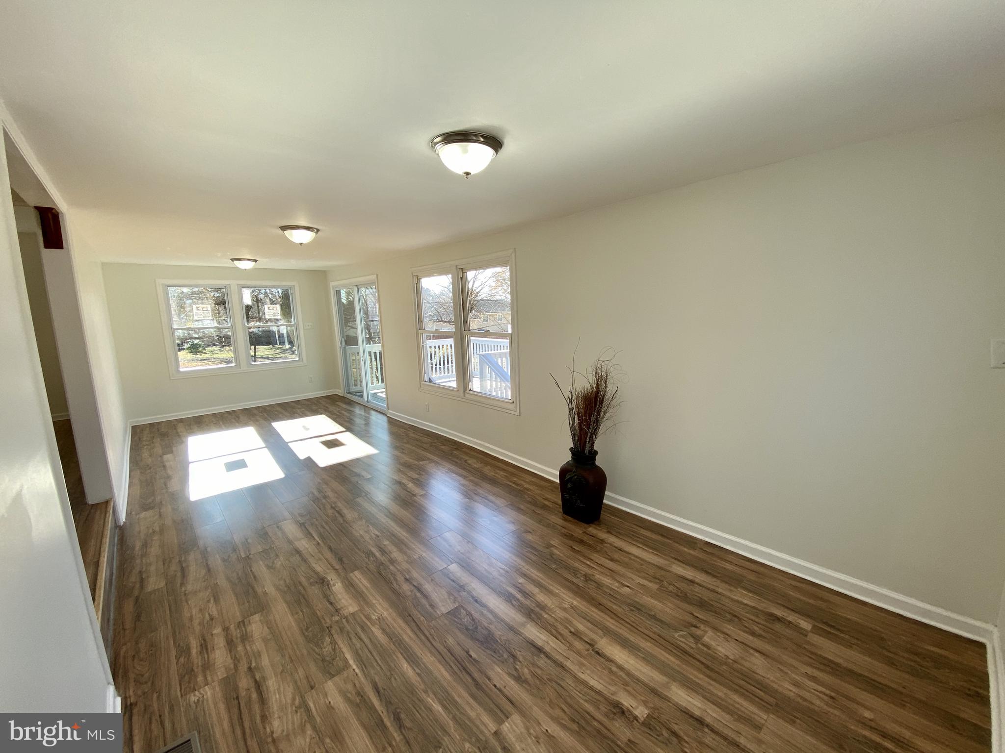 1107 Maplefield Road Newark, DE 19713 - Photo 10 of 30 Huge 10x26 Sun Room