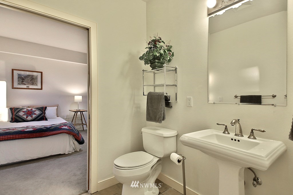 4636 East Harbor Road Freeland, WA 98249 - Photo 23 of 25 Gallery Image 23